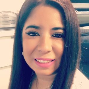 Meet your Posher, Nadia